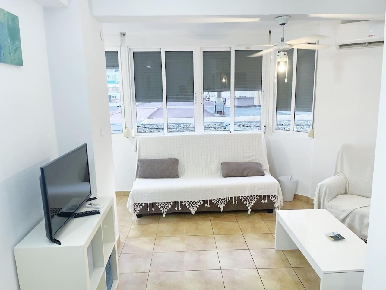 Apartamento Centrico Plazamar 4 Piscina Torre Del Mar Exterior foto