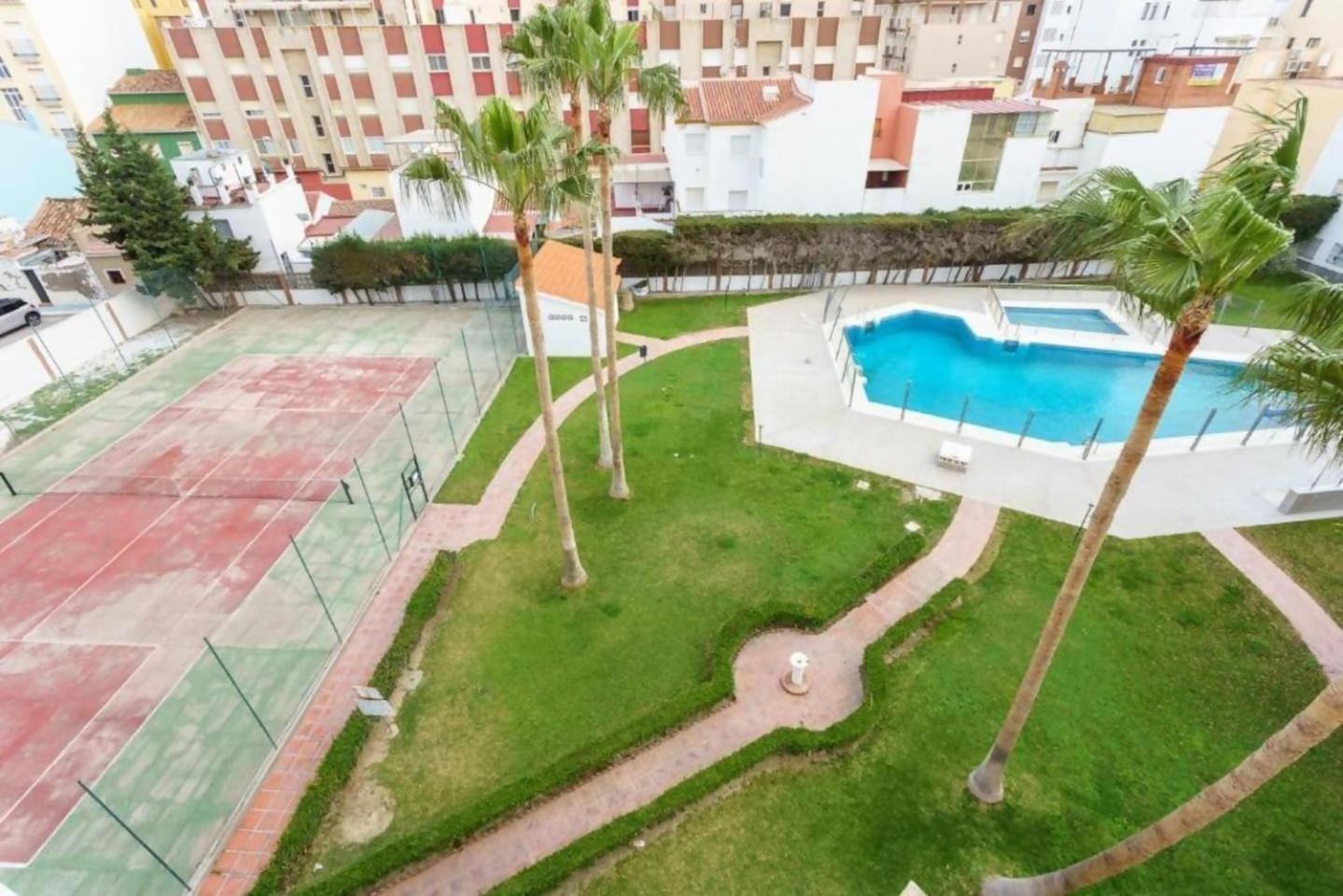 Apartamento Centrico Plazamar 4 Piscina Torre Del Mar Exterior foto